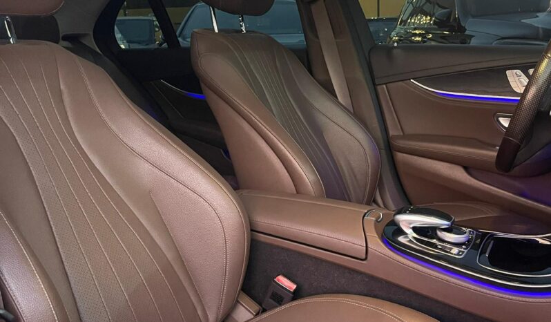 MERCEDES BENZ E300 2017 lleno