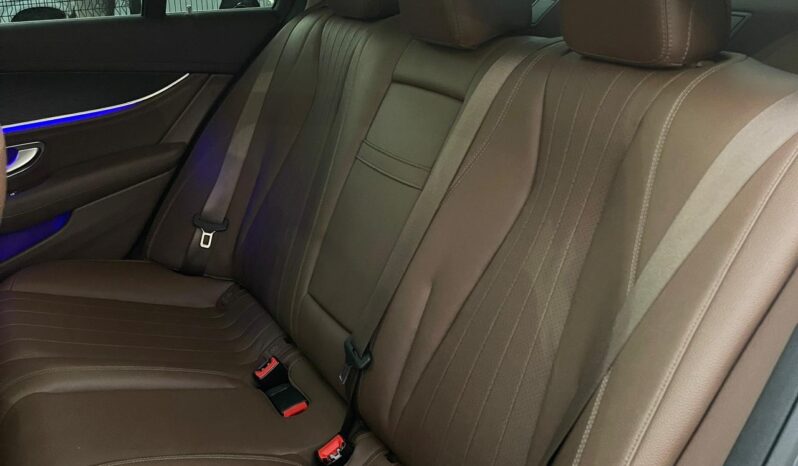 MERCEDES BENZ E300 2017 lleno