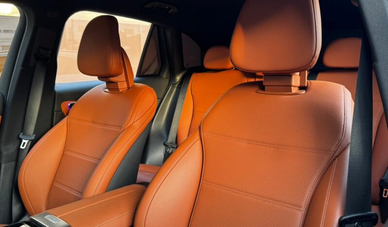 Mercedes-Benz Clase GLC 200 AVANTGARDE 2025 lleno