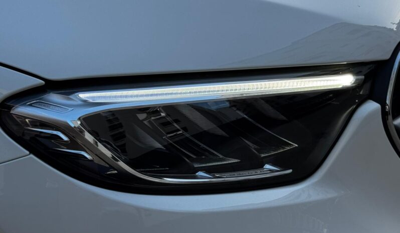 Mercedes-Benz Clase GLC 200 AVANTGARDE 2025 lleno