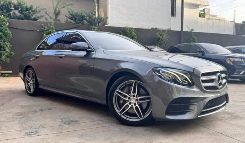 MERCEDES-BENZ CLASE E300 2017 lleno