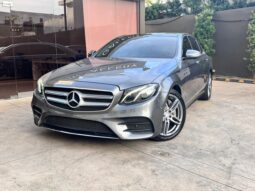 MERCEDES-BENZ CLASE E300 2017 lleno