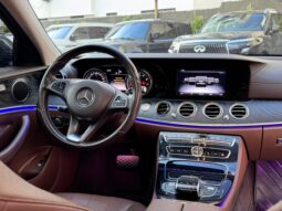 MERCEDES-BENZ CLASE E300 2017 lleno