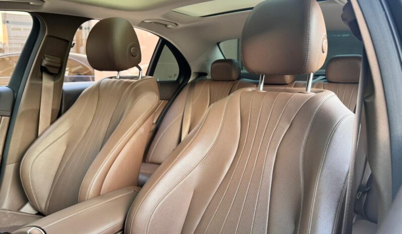 MERCEDES-BENZ CLASE E300 2017 lleno