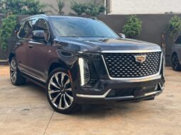 CADILLAC ESCALADE PREMIUM LUXURY 2025