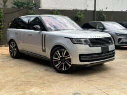 LAND ROVER RANGE ROVER SE P400 2023