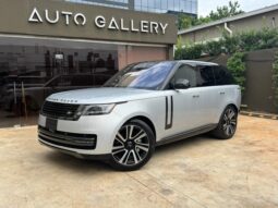 LAND ROVER RANGE ROVER SE P400 2023