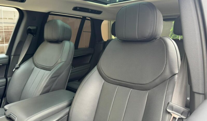 LAND ROVER RANGE ROVER SE P400 2023 lleno