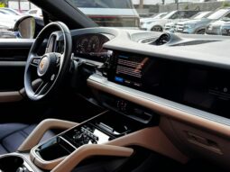 PORSCHE CAYENNE COUPE 2024