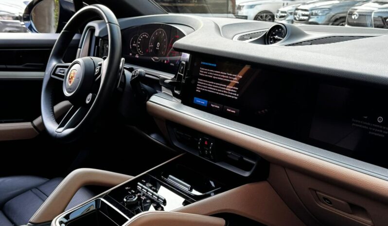 PORSCHE CAYENNE COUPE 2024 lleno