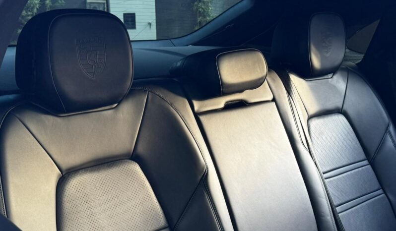 PORSCHE CAYENNE COUPE 2024 lleno