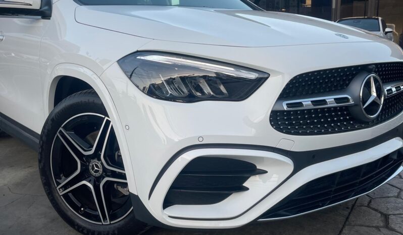 MERCEDES-BENZ CLASE GLA 200 2025 lleno
