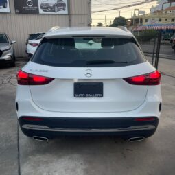 MERCEDES-BENZ CLASE GLA 200 2025 lleno