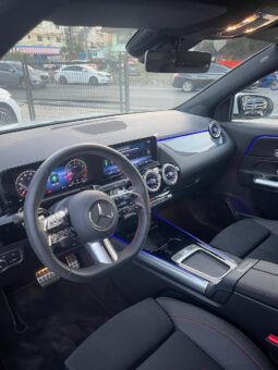 MERCEDES-BENZ CLASE GLA 200 2025 lleno
