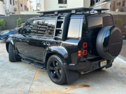 LAND ROVER DEFENDER SE 2024