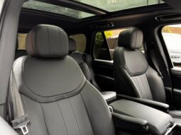 LAND ROVER RANGE ROVER SE P400 2023 lleno