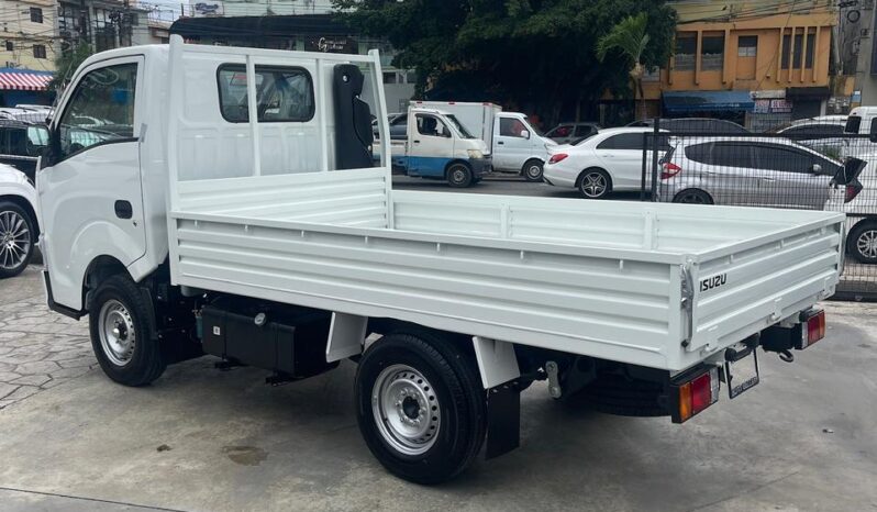 Isuzu Traviz 10 pies 2026 lleno