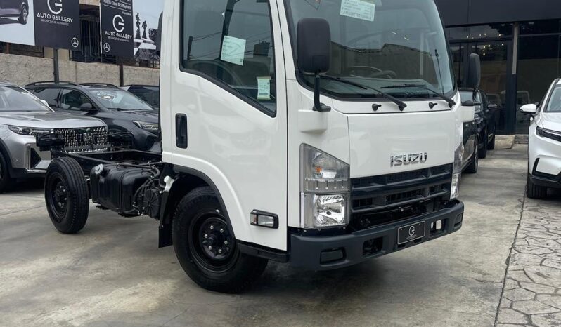 Isuzu QLR 10 pies 2026 lleno
