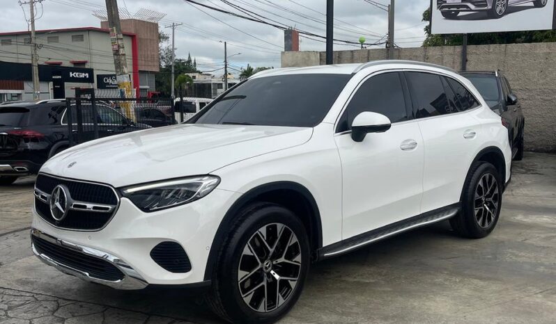 Mercedes-Benz Clase GLC 200 AVANTGARDE 2025 lleno