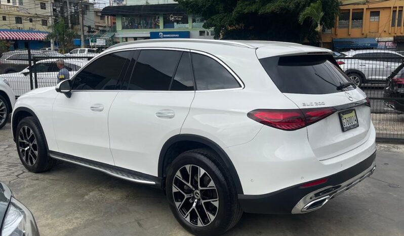 Mercedes-Benz Clase GLC 200 AVANTGARDE 2025 lleno