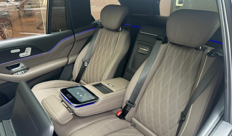 MERCEDES-BENZ CLASE GLS 600 MAYBACH 2026 lleno