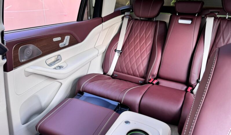 MERCEDES-BENZ CLASE GLS 600 MAYBACH 2026. lleno