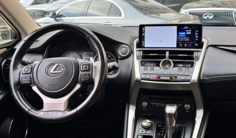 LEXUS NX300 2021 lleno