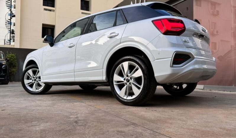 AUDI Q2 2026 lleno