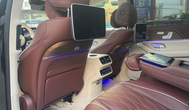 MERCEDES-BENZ CLASE GLS 600 MAYBACH 2026. lleno