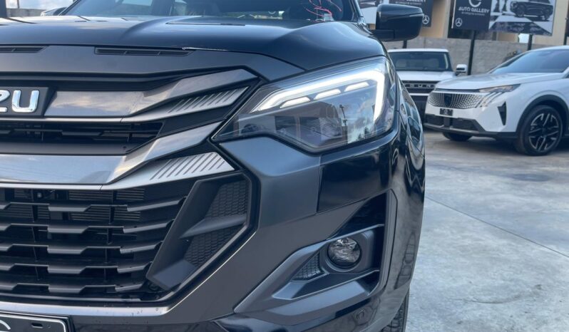 ISUZU DMAX LSE 2026 lleno