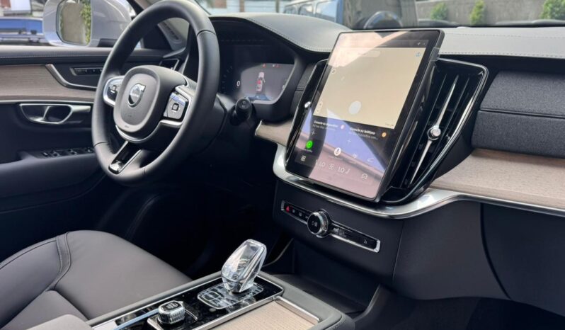 VOLVO XC90 CORE 2026 lleno