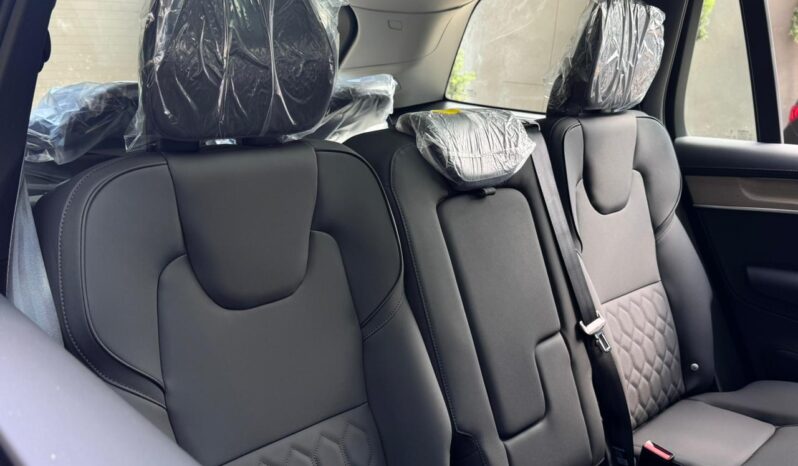 VOLVO XC90 CORE 2026 lleno