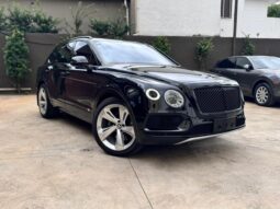 BENTLEY BENTAYGA 2019 lleno