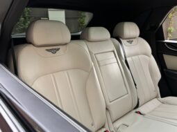 BENTLEY BENTAYGA 2019 lleno