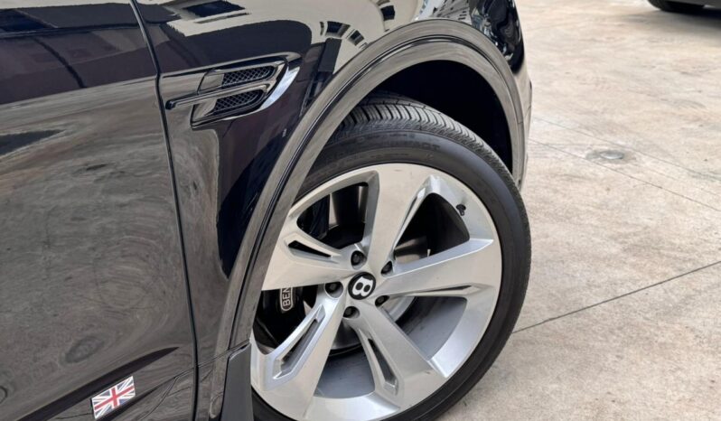 BENTLEY BENTAYGA 2019 lleno
