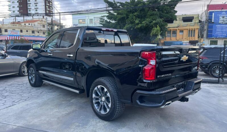 CHEVROLET SILVERADO HIGH COUNTRY DURAMAX 2026 lleno