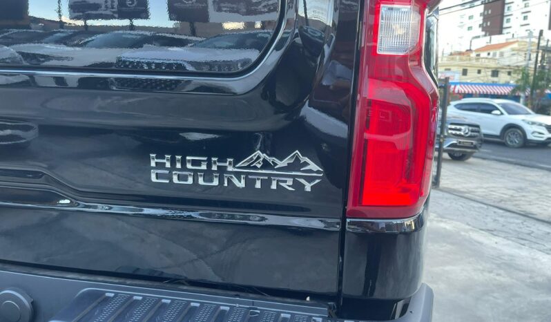 CHEVROLET SILVERADO HIGH COUNTRY DURAMAX 2026 lleno