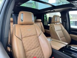 CADILLAC ESCALADE PREMIUM LUXURY 2023 lleno