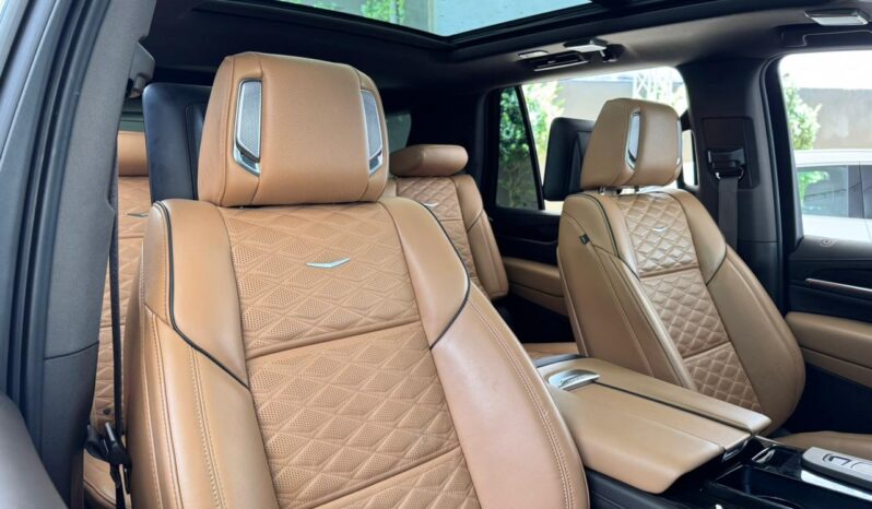 CADILLAC ESCALADE PREMIUM LUXURY 2023 lleno