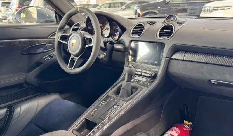 PORSCHE 718 CAYMAN GT4 RS 2024 lleno