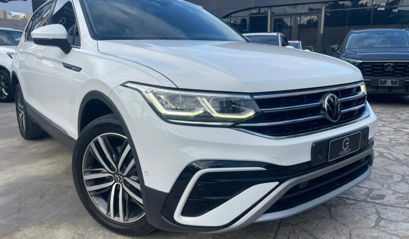 VOLKSWAGEN TIGUAN TSI 4MOTION 2022 lleno