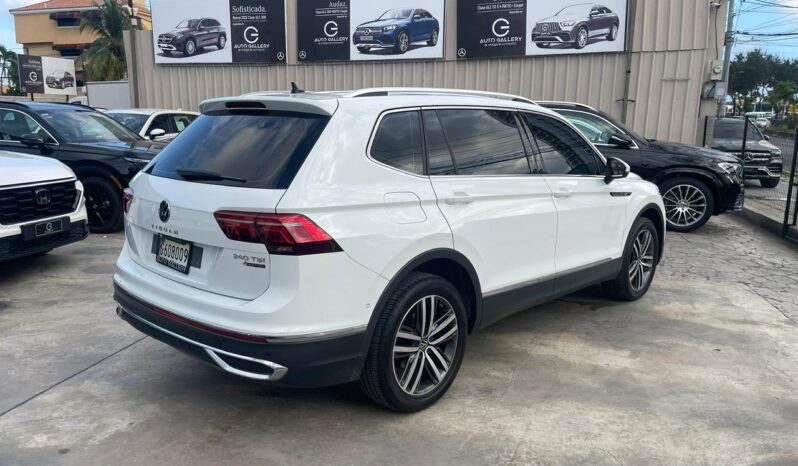 VOLKSWAGEN TIGUAN TSI 4MOTION 2022 lleno