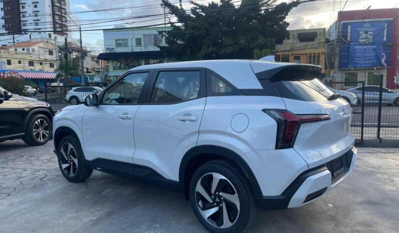 Mitsubishi Outlander P-Line 2027 lleno