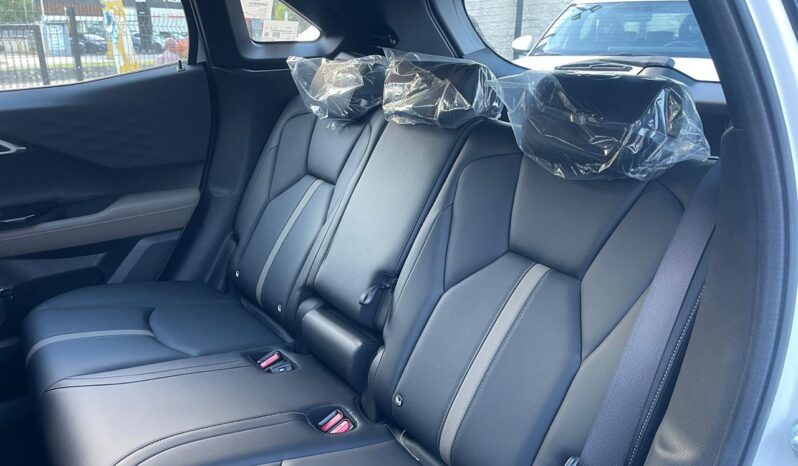 Mitsubishi Outlander P-Line 2027 lleno