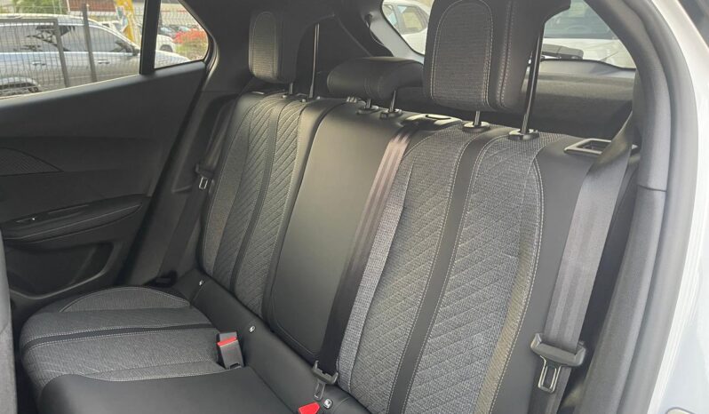 Peugeot 2008 Allure 2026 lleno