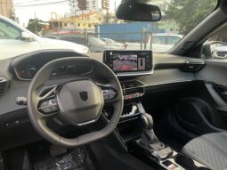 Peugeot 2008 Allure 2026 lleno