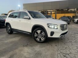 MERCEDES-BENZ CLASE GLB 200 PROGRESSIVE 2025
