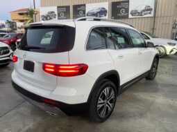 MERCEDES-BENZ CLASE GLB 200 PROGRESSIVE 2025 lleno