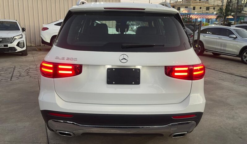 MERCEDES-BENZ CLASE GLB 200 PROGRESSIVE 2025 lleno