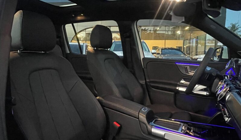 MERCEDES-BENZ CLASE GLB 200 PROGRESSIVE 2025 lleno
